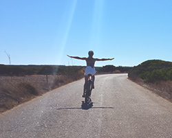 bicycle-surf-camp-sagres