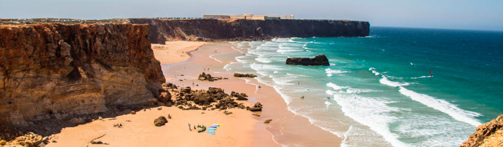 Sagres, the pearl of surfing in the Algarve SurfCamp Portugal Algarve TONEL SURF