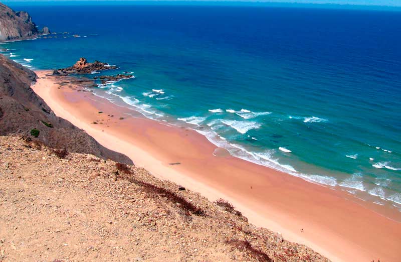 Sagres, the pearl of surfing in the Algarve SurfCamp Portugal Algarve castelejo vila dobispo