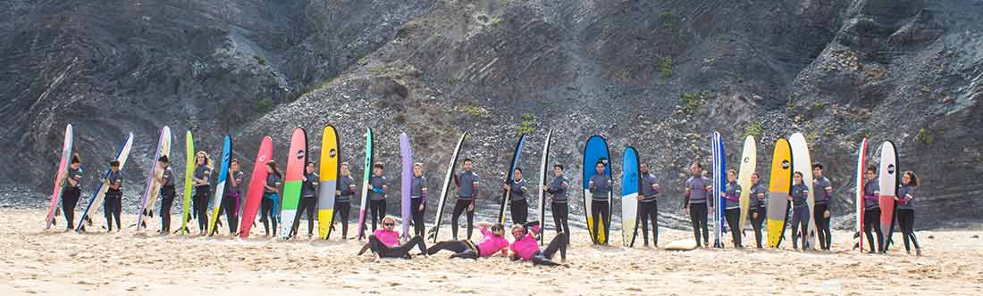 las mejores calas del Algarve wavy surf camp