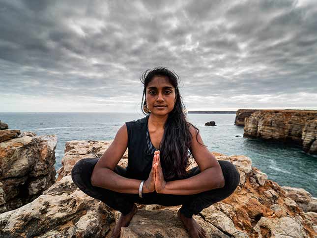 yoga sagres wavy surf camp