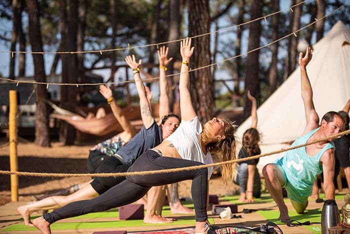 yoga sagres wavy surf camp