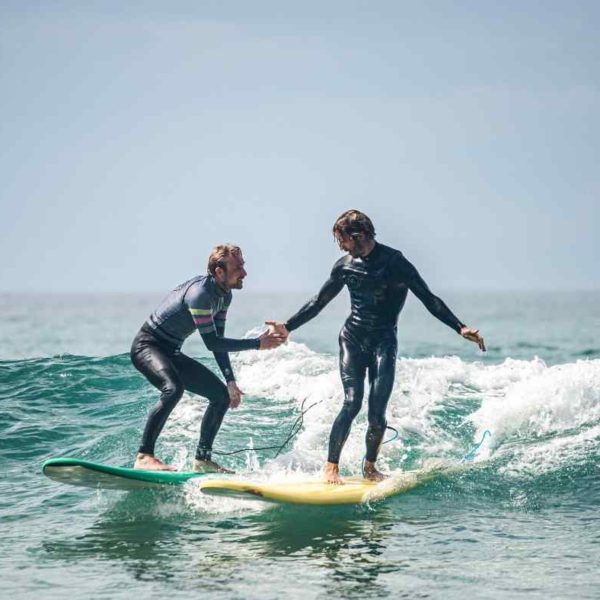 5 Reasons why Surfers are Always Happy | Wavy Surfcamp Portugal