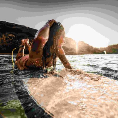 5 Razones por los que los Surfistas Siempre son Felices SurfCamp Portugal Algarve surf camp portugal